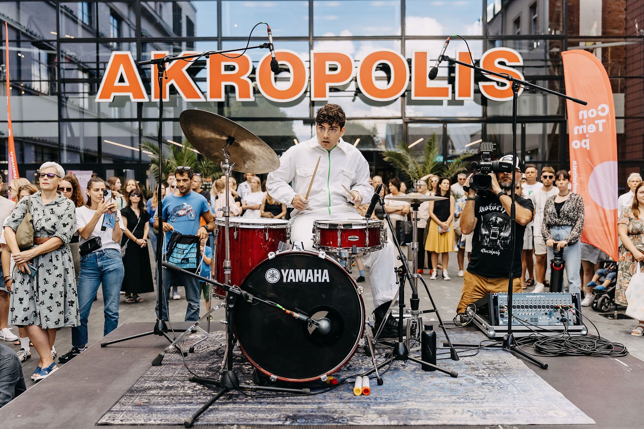 Prekybos ir pramogų centras AKROPOLIS