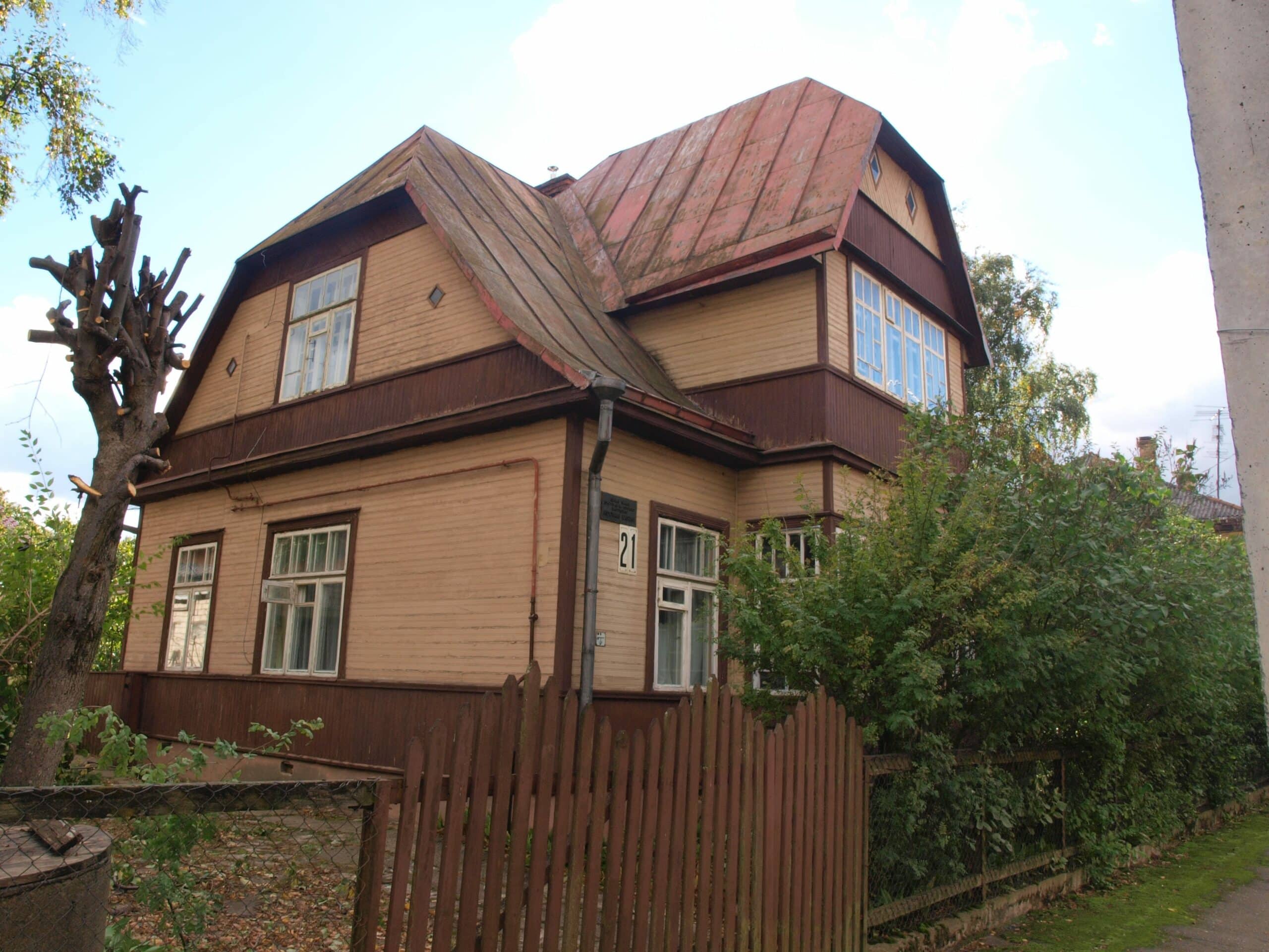 J. Indriūno suprojektuotas namas