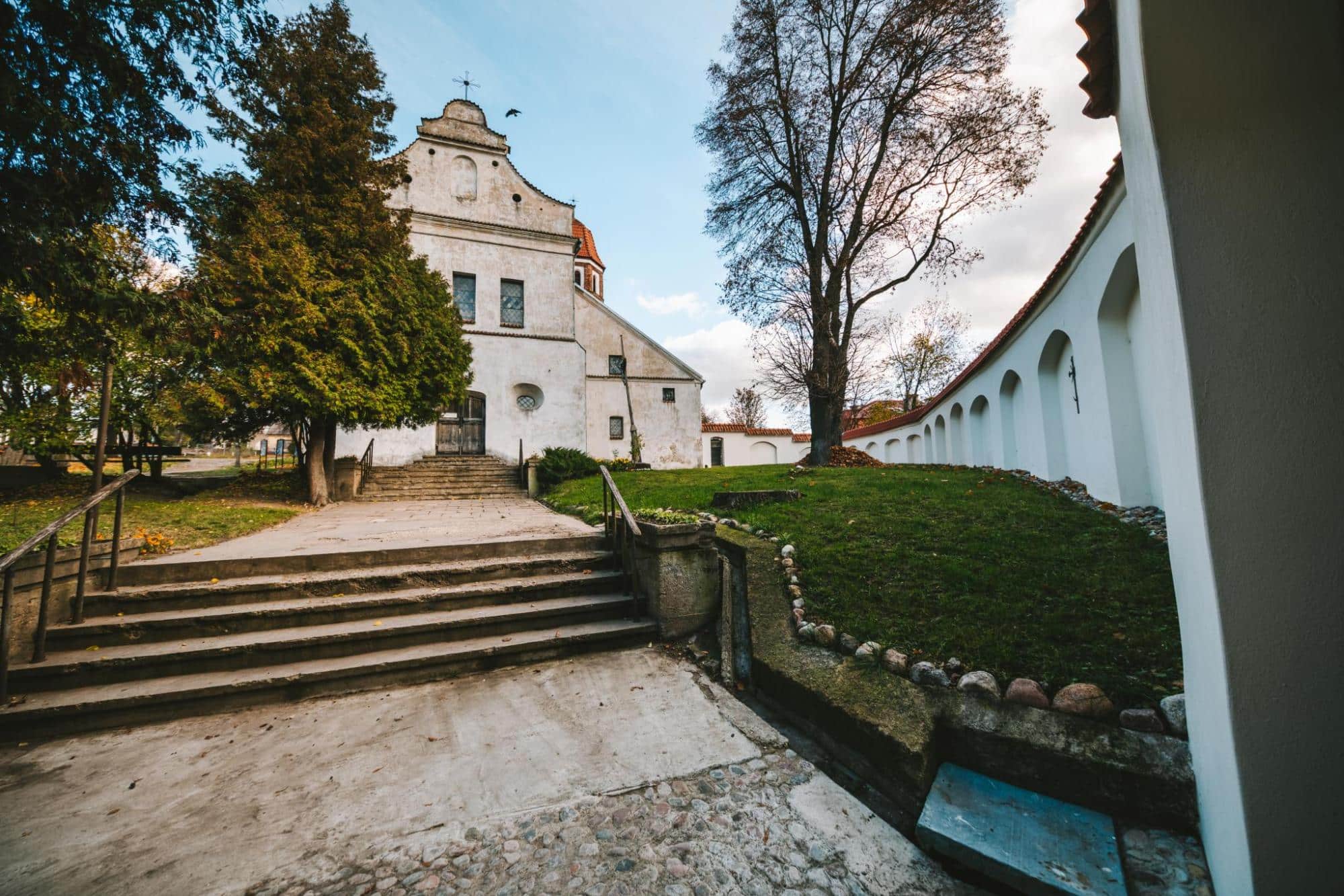 Šv. Mikalojaus bažnyčia ir Benediktinių vienuolynas