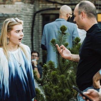 Padedame integruotis