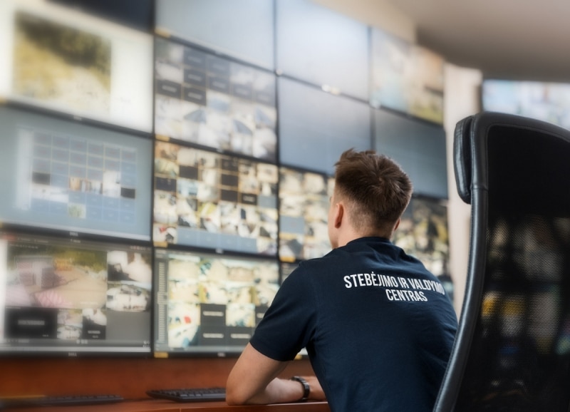 „Ekskomisarų biuras“: išmaniosiomis technologijomis grįsti apsaugos sprendimai ir perspektyvių darbo vietų kūrimas